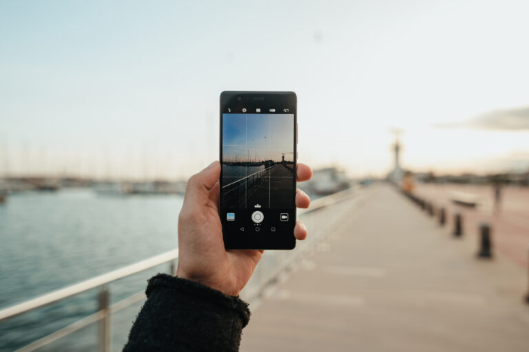 Alternative gratuite a Photoshop nel 2026: confronto reale con AI, workflow per profili e guida alla migrazione Alternative gratuite a Photoshop nel 2026: confronto reale con AI, workflow per profili e guida alla migrazione