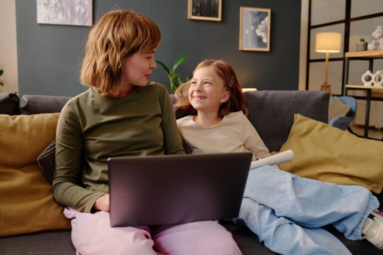 Proteggi i Tuoi Figli Online: 5 App di Monitoraggio Parentale Affidabili